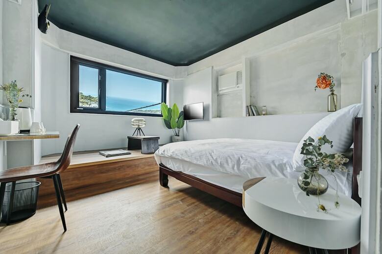 Bed & Breakfast Jiufen The Ocean Theory