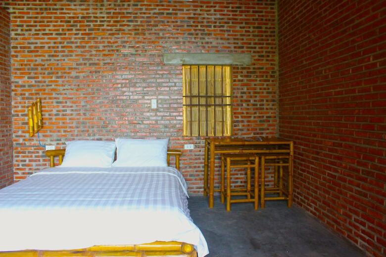 Hotel Ba's Garden Beachside Homestay