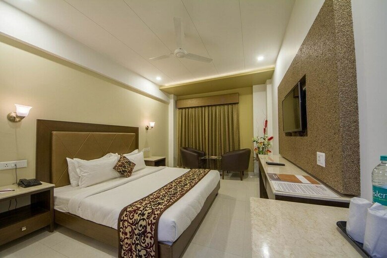 The Grand Vinayak Hotel