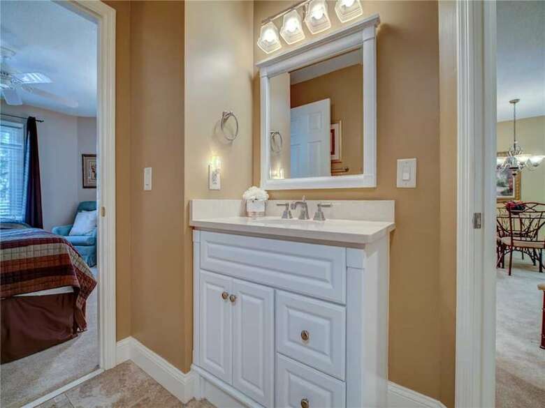 Colonnade Club 200, 2 Bedrooms, Sleeps 4