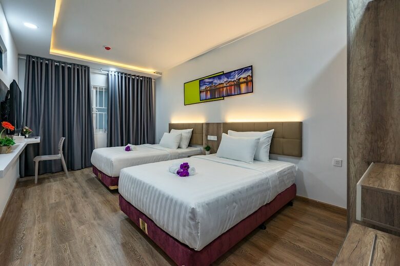 Skyline Serviced Apartments