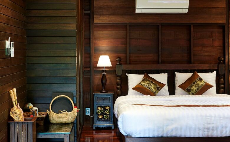 Hotel Samoeng Center