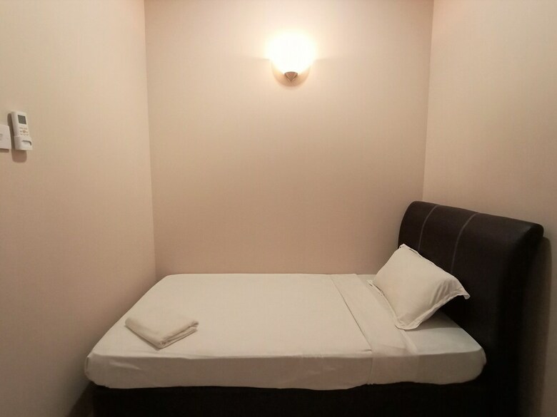 Hotel Spot On 89838 Lm Residence
