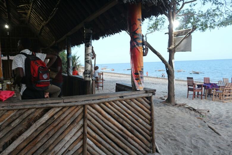 Hotel Ushongo Beach Bandas