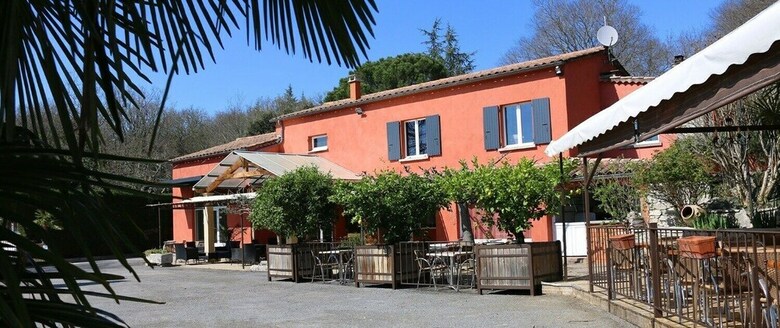 Camping Le Mas Du Sartre