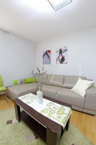 Lila Apartments 2