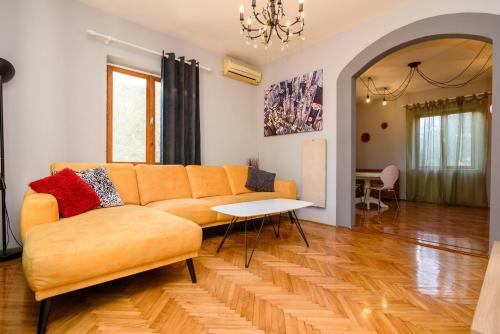 Apartment Petar