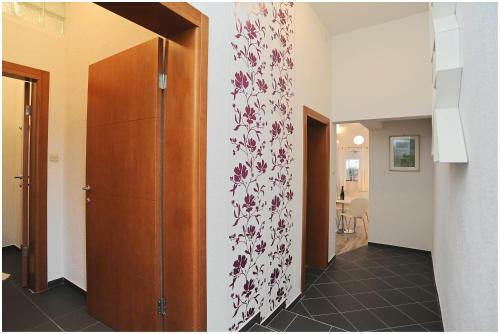 Hostal Guest House D&g -i Apartment & Room