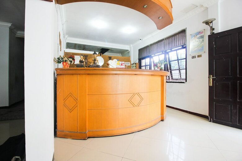 Hotel Spot On 2721 Wisma Dahlia