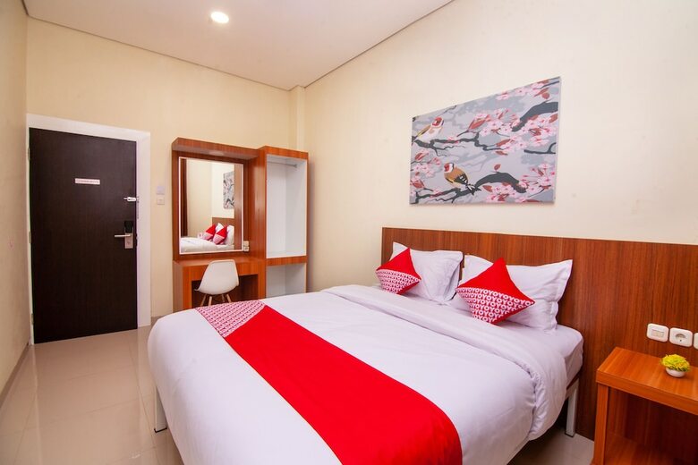 Hotel Oyo 2816 Privato Suite