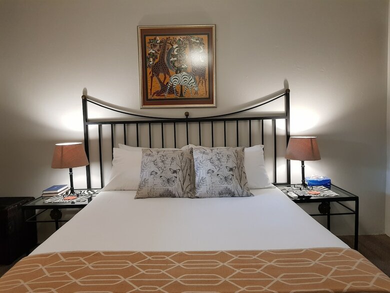 Hotel Aandbloem Guest House