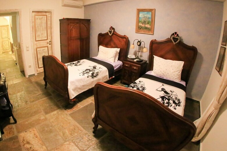 Villa Grejo, Opulent Mansion With Pool