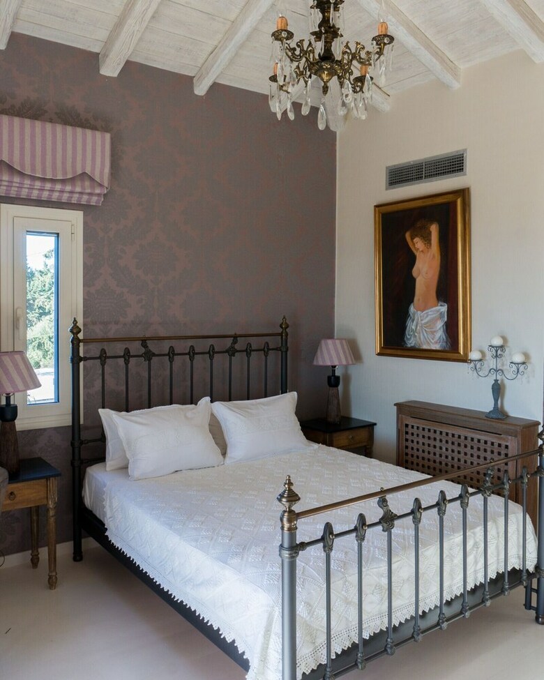 Villa Grejo, Opulent Mansion With Pool