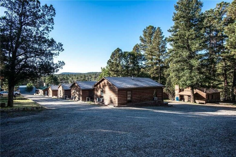 Cabana Apache Village 5, Queen Bed, Midtown, Sleeps 2