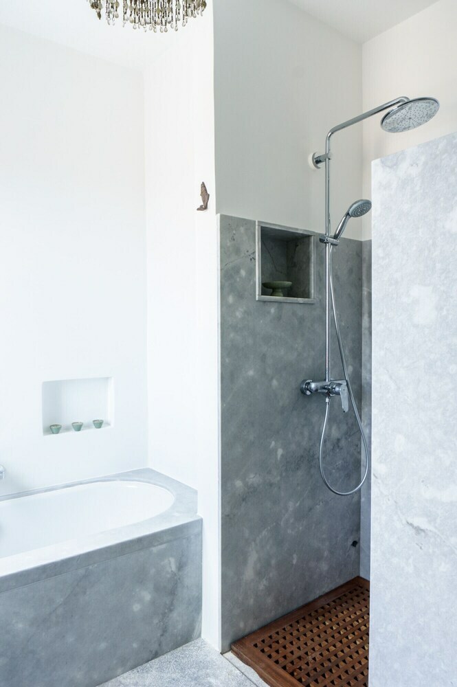 Villa Maison Suisse With Panoramic Views Of Spetses