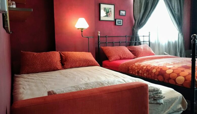 Hotel Daguli's Home