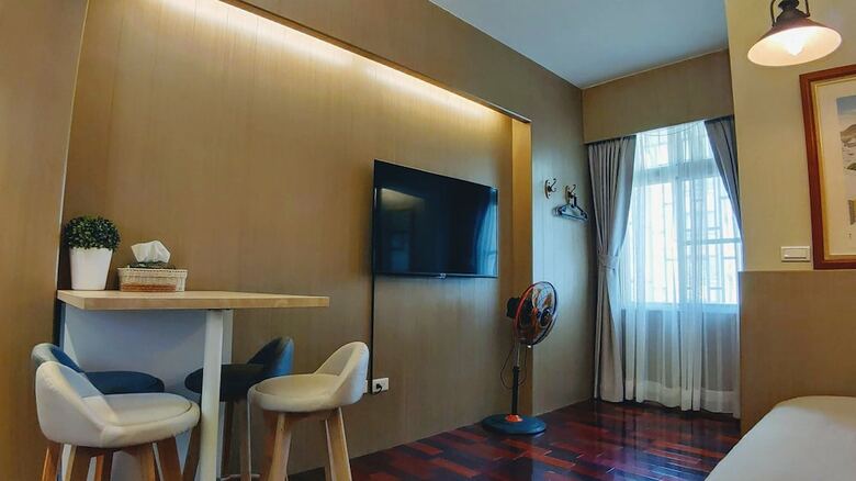 Hotel Daguli's Home