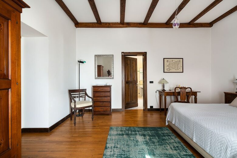 Villa Palmento La Rosa