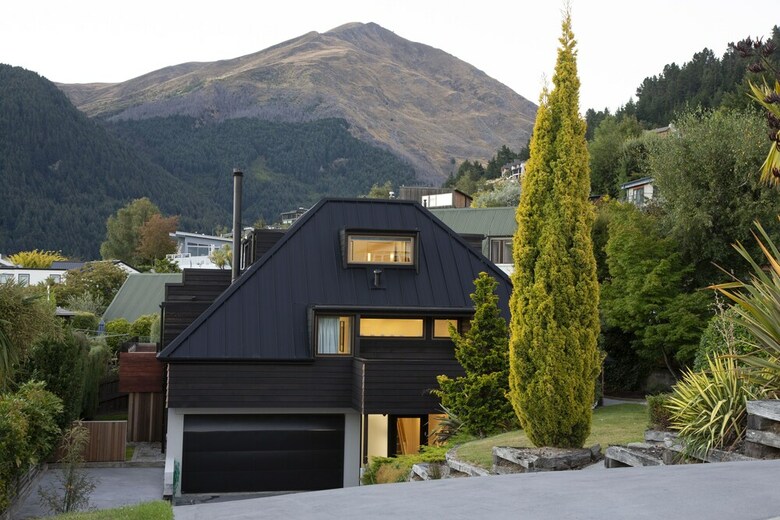 Mountain Utopia
