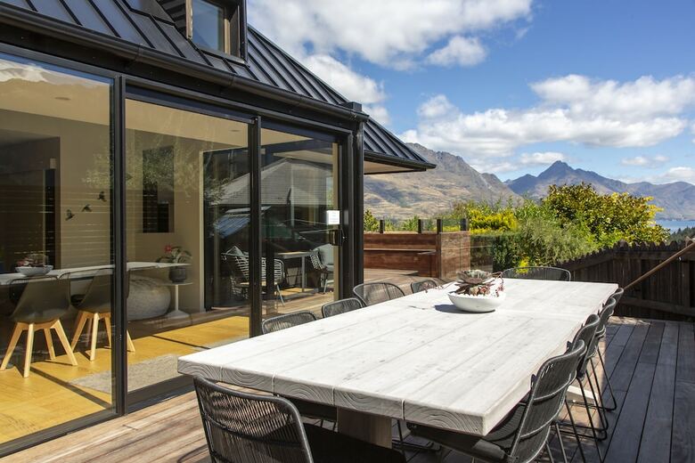 Mountain Utopia