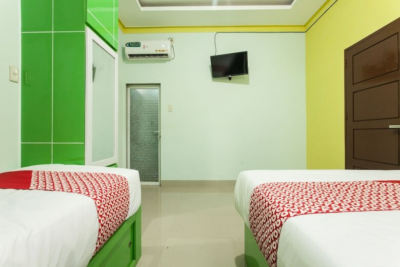 Hotel Oyo 1763 Dinda Residence