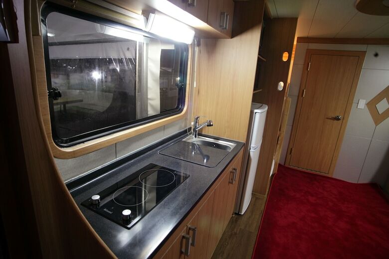 Pamping Jeju Caravan