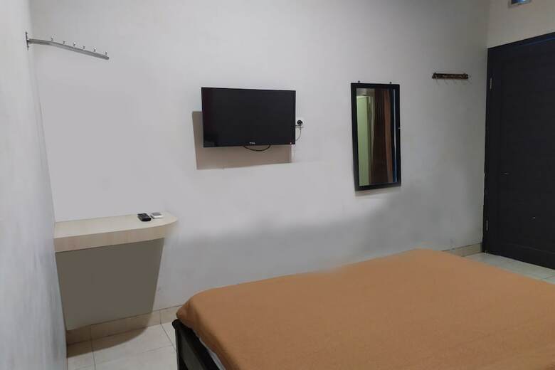 Hotel Yulia Guesthouse