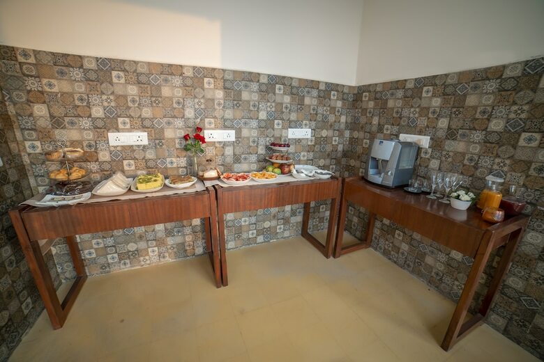 Hotel Amritara Sadka Amritsar