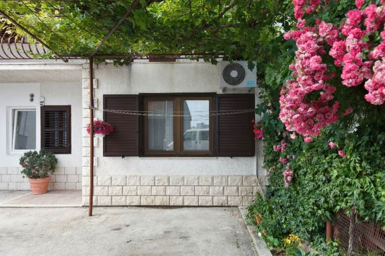 Tihi Val Apartments