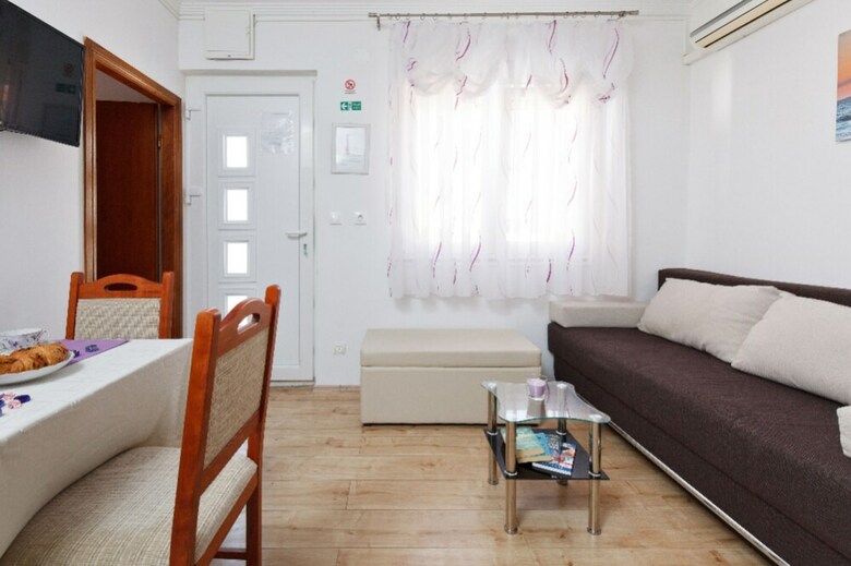 Tihi Val Apartments