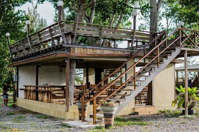 Hotel Dedsaan Beach Village
