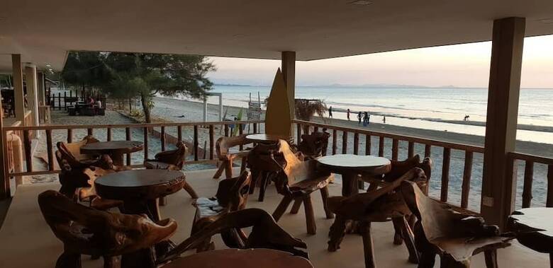 Hotel Dedsaan Beach Village