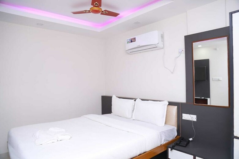 Hotel Echo Palace