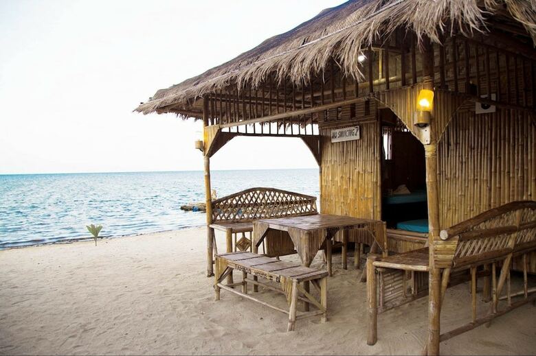Hotel Lakawon Island Resort