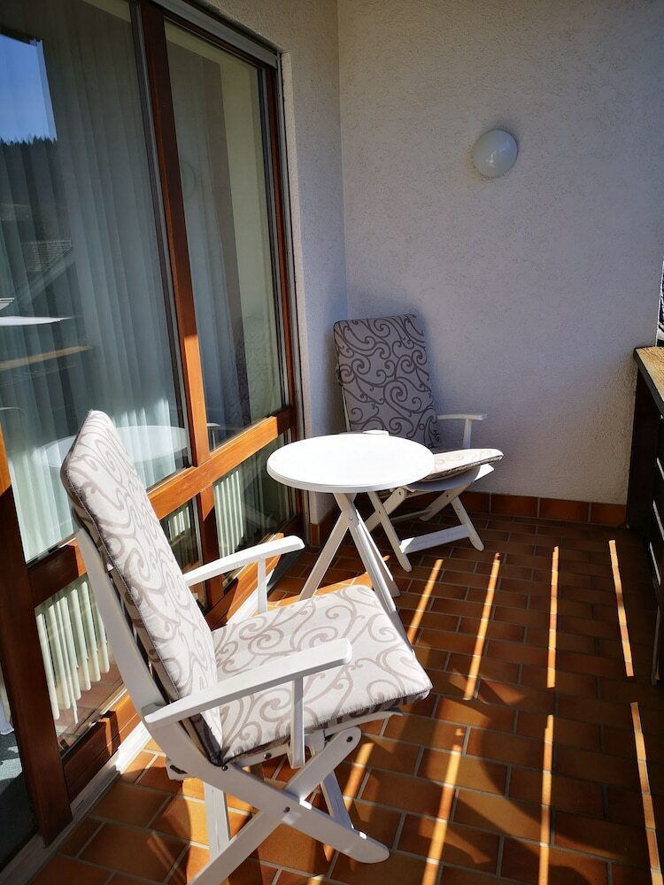 Bed & Breakfast Hotel Garni  Zur Weserei