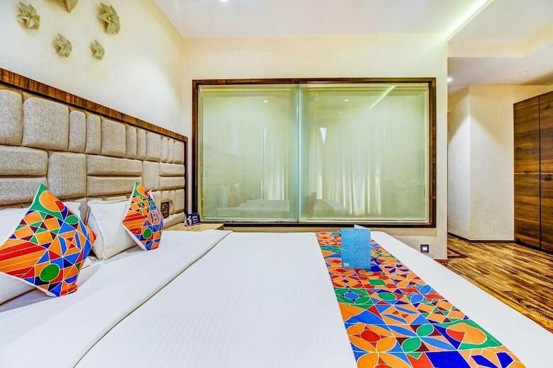 Supreme Grande By Hotel Sai Village