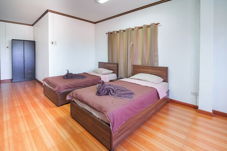 Hotel Oyo 836 Pk Residence