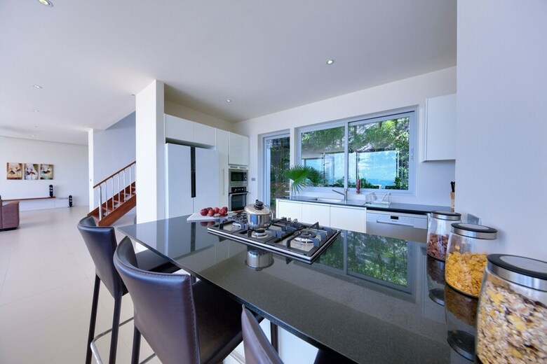 18 Bedroom Luxury Sea View Villas