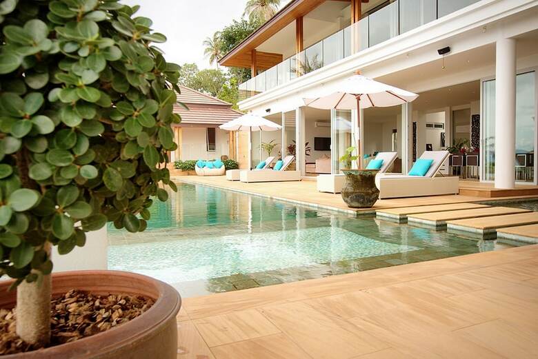 18 Bedroom Luxury Sea View Villas