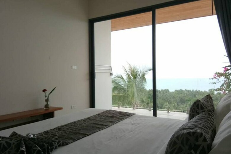 18 Bedroom Luxury Sea View Villas