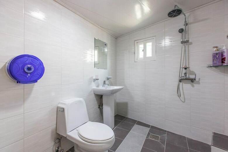 Mountain And Water Pension