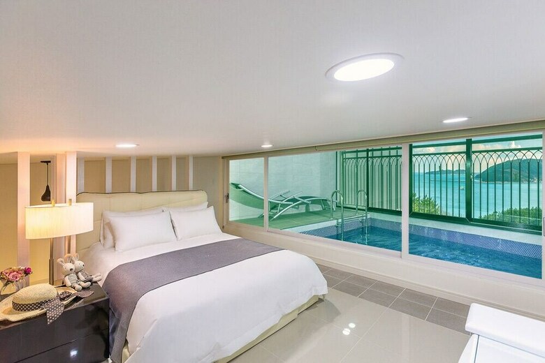 Arco Poolvilla Pension