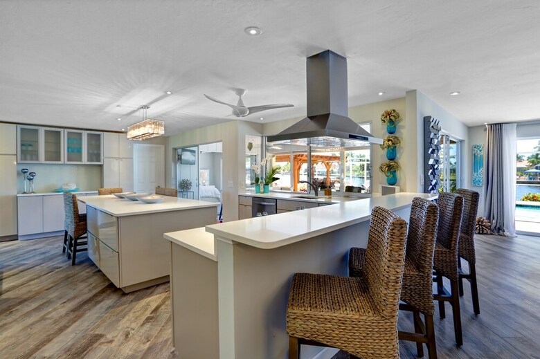 Bimini Breeze - True Waterside Living