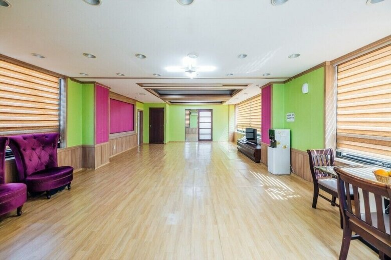 Apartamentos Eurwangni Some Pension