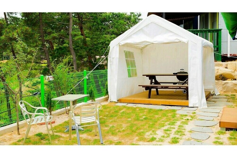 Camino Poolvilla Pension