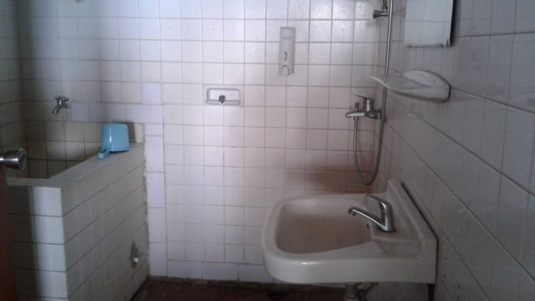 Bed & Breakfast Bunga Ayu Seaside Resort