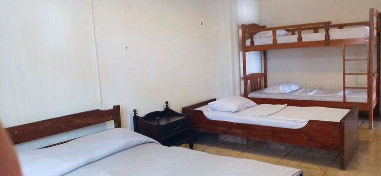 Bed & Breakfast Bunga Ayu Seaside Resort
