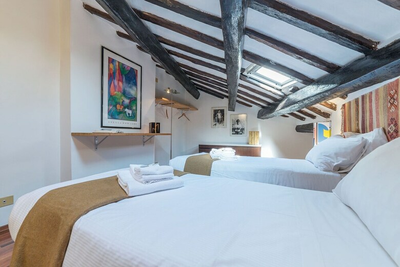 Apartamento Black&white - Fromhometorome