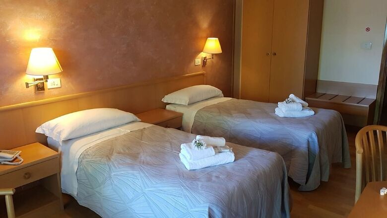 Hotel Chalet Del Lago