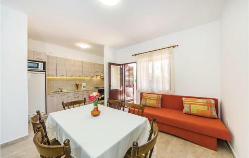 Holiday Home Sabunike